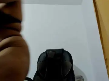 Emily118  live sex cam