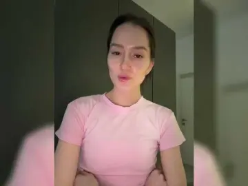 WhiteTEAa  live sex cam