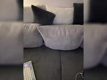 WhiteTEAa  live sex cam