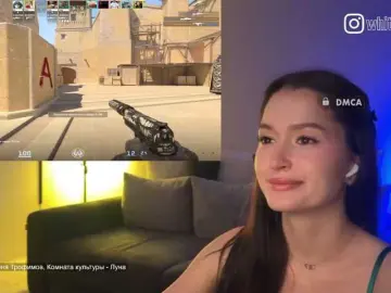 WhiteTEAa  live sex cam