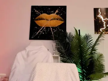 AnyssyaHot  live sex cam