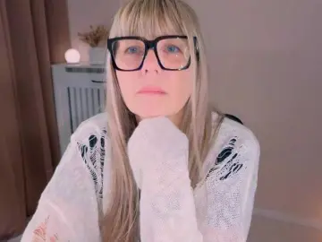 Aria420  live sex cam