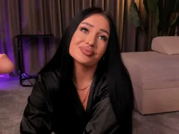 EmeraldKat  live sex cam