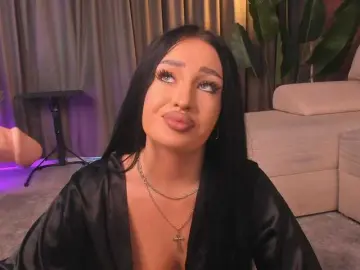 EmeraldKat  live sex cam