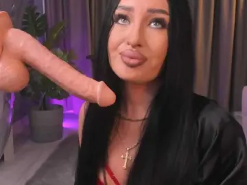 EmeraldKat  live sex cam