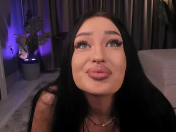 EmeraldKat  live sex cam