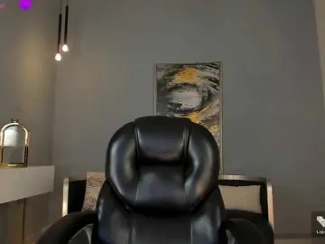MaryLewis  live sex cam