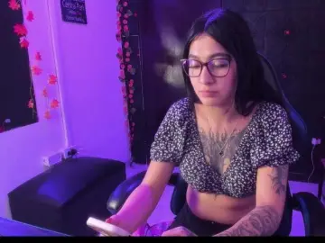 MiaFox03  live sex cam