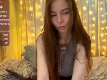 MintaAlbanez  live sex cam