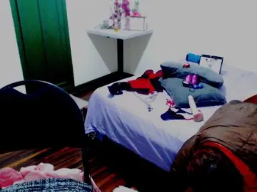 Fenixcolette  live sex cam