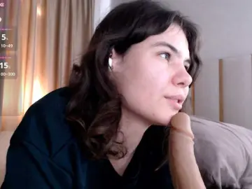 Sweety-bunny  live sex cam