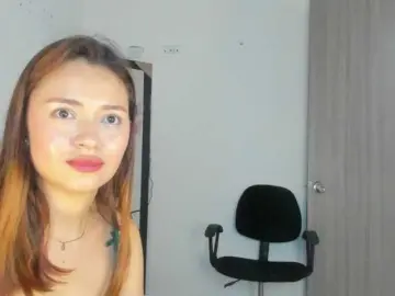 Zoe-1m  live sex cam