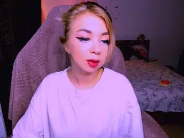 BabyNicole  live sex cam