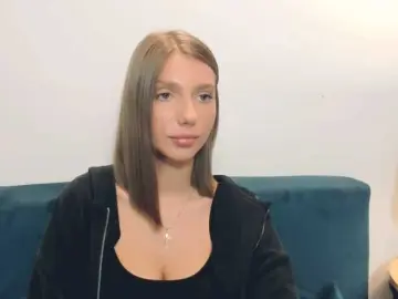 EmmaAngel  live sex cam