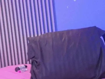 GysellHanson  live sex cam