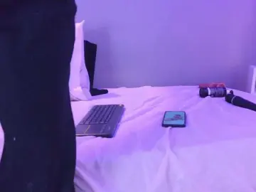 GysellHanson  live sex cam