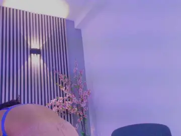 GysellHanson  live sex cam