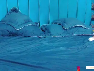 Lunamistyc  live sex cam