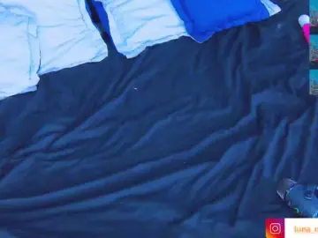 Lunamistyc  live sex cam