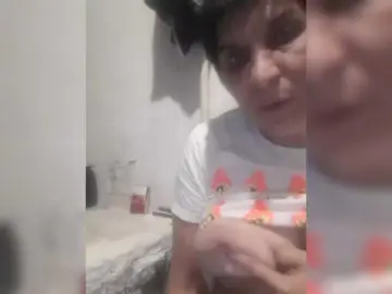 Lyolya-23  live sex cam