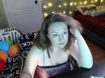 MeganIris  live sex cam