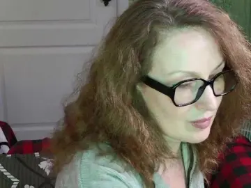 MeganIris  live sex cam