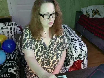 MeganIris  live sex cam