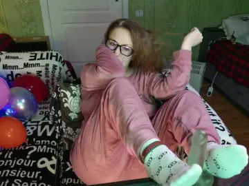 MeganIris  live sex cam