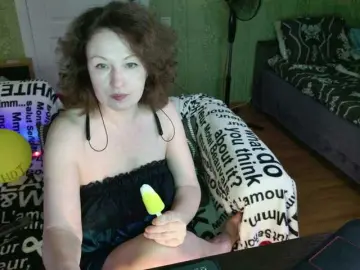 MeganIris  live sex cam