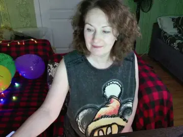 MeganIris  live sex cam