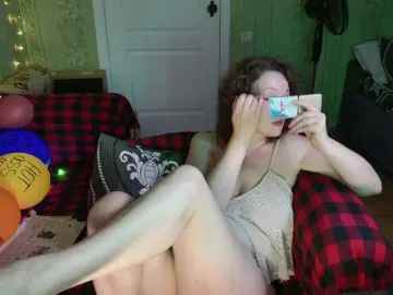 MeganIris  live sex cam