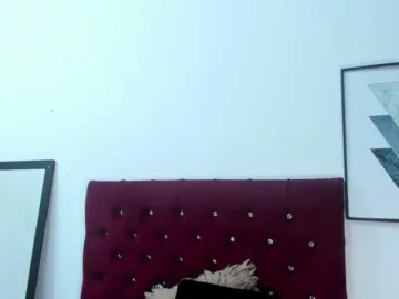 Melody-Megann  live sex cam