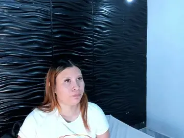 Melody-Megann  live sex cam