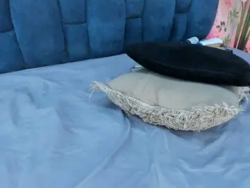 Melody-Megann  live sex cam