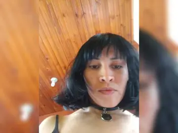 Isisdiosa  live sex cam