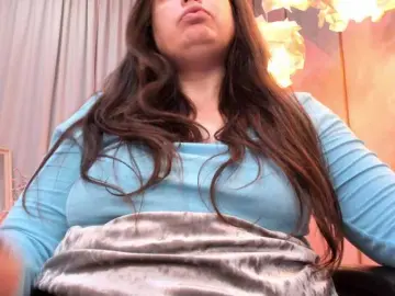 Battymoll  live sex cam