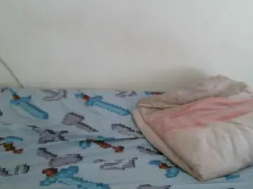 Cute-nina  live sex cam