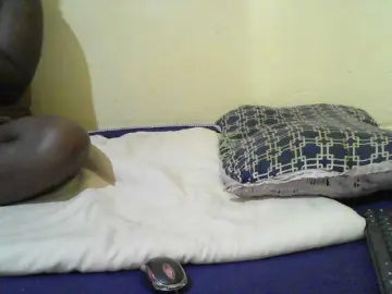 Cute-nina  live sex cam