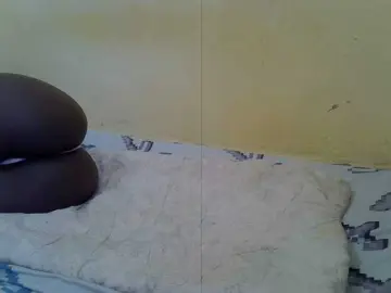 Cute-nina  live sex cam
