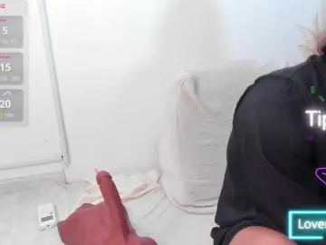 EmySandoval  live sex cam