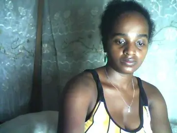 Flania  live sex cam