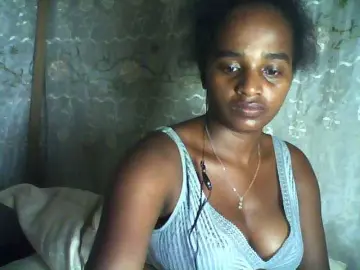 Flania  live sex cam