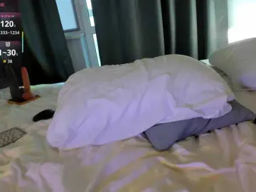 Luckydicewow  live sex cam