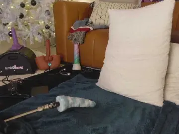 TaylorLove303  live sex cam