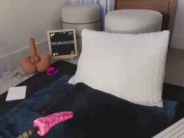 TaylorLove303  live sex cam