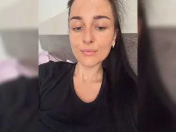 Viksi66  live sex cam
