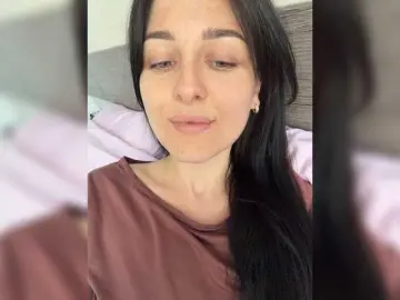 Viksi66  live sex cam