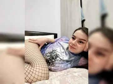Lona-S  live sex cam