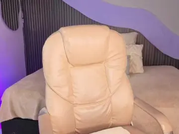 Nicolle-mariee  live sex cam