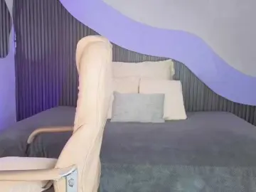 Nicolle-mariee  live sex cam